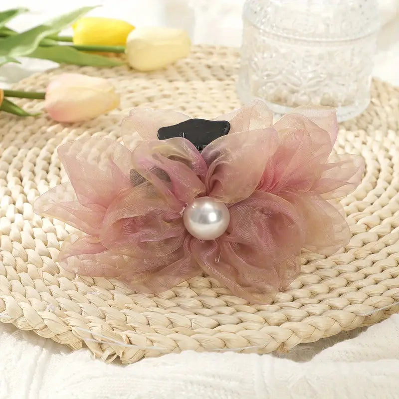 Elegant Vintage-Inspired Mesh Flower Hair Clip with Faux Pearls - Non-Slip, Perfect for Weddings