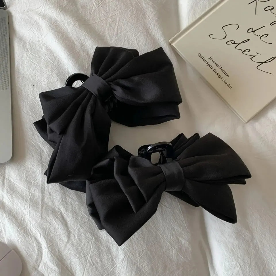 💫Elegant Black Satin Fabric Bow Hair Clip High-end Feel Hair Accessory💌